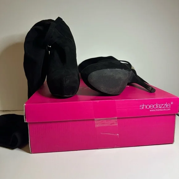 Shoe Dazzle Black Stiletto Boots with Gold Accent - Picture 2 of 2